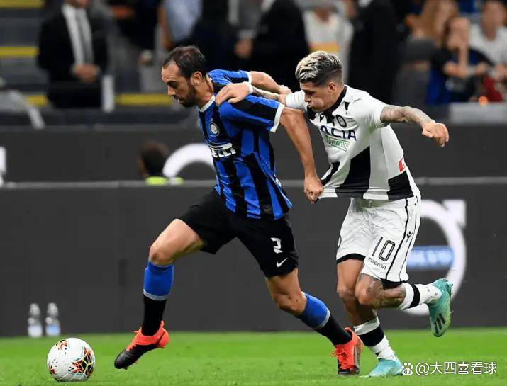 关于客场鏖战不退缩，韧性再次体现的信息